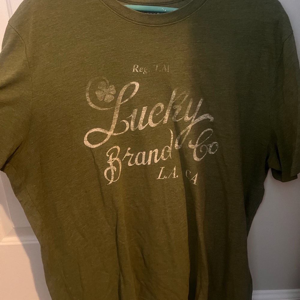 Lucky Brand Men's Olive Green Tee with Silver Logo - Size XLarge